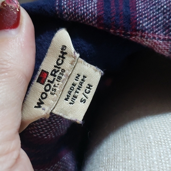 Woolrich plaid Fannel button down shirt - Picture 4 of 4